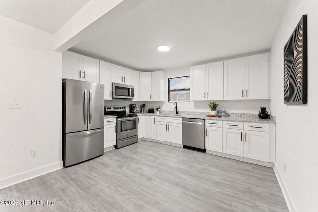 2131 REDFERN Road, Jacksonville, FL 32207