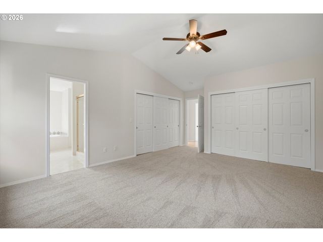 2406 Nw 116TH St, Vancouver, WA 98685