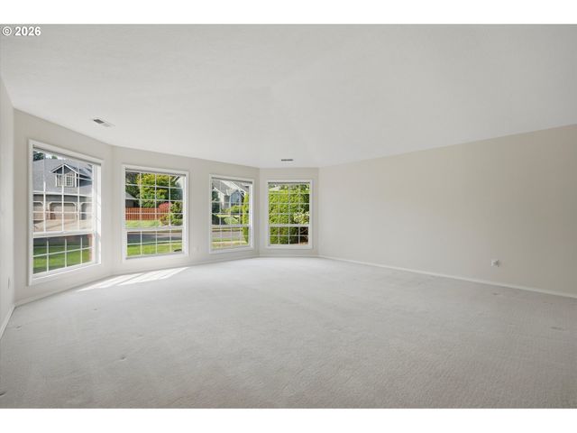2406 Nw 116TH St, Vancouver, WA 98685