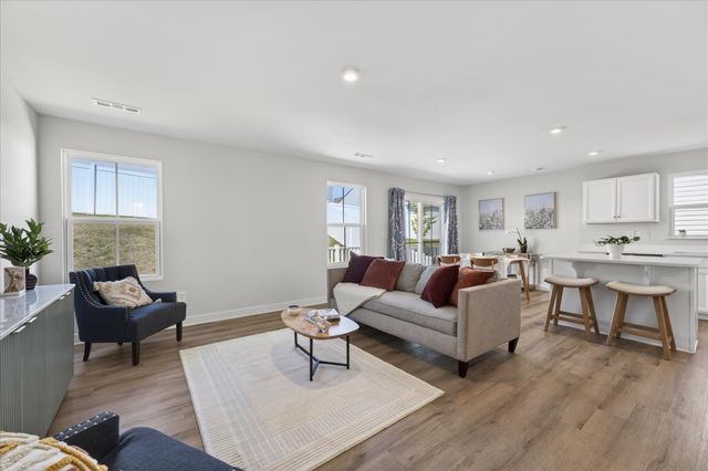 2648 Thornton Grove Blvd, Nashville, TN 37207