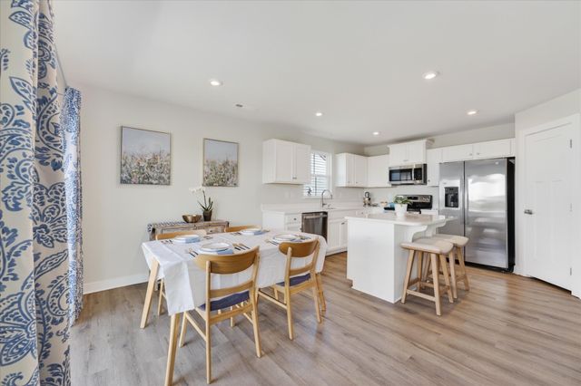 2648 Thornton Grove Blvd, Nashville, TN 37207