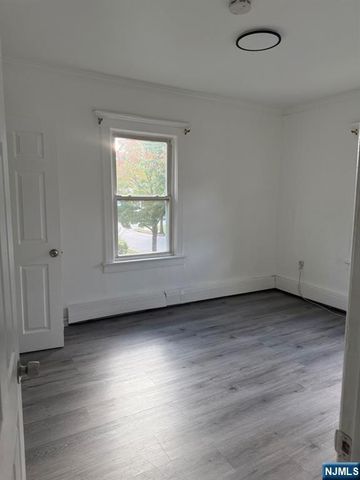 21 Mattlage Place 21B, Englewood, NJ 07631