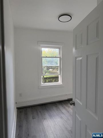 21 Mattlage Place 21B, Englewood, NJ 07631