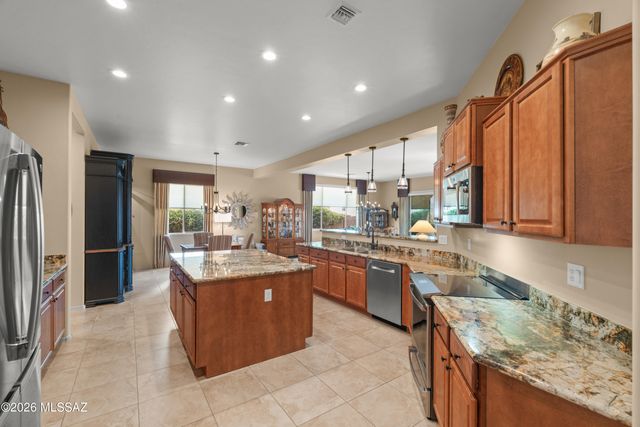 836 Camino Cerro La Silla, Green Valley, AZ 85614