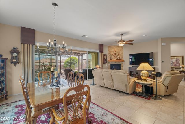 836 Camino Cerro La Silla, Green Valley, AZ 85614