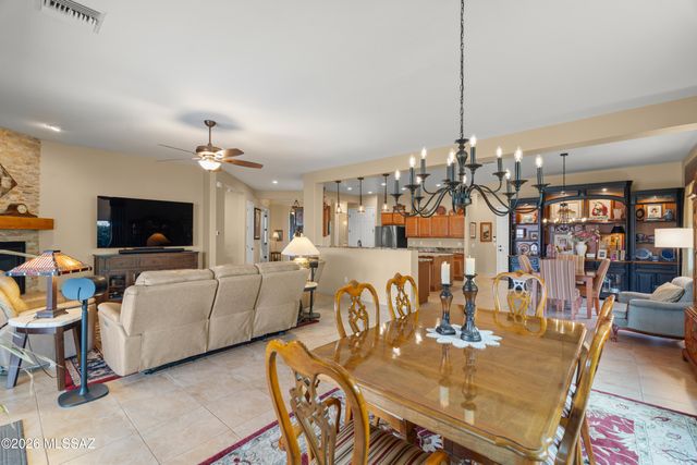 836 Camino Cerro La Silla, Green Valley, AZ 85614