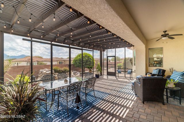 836 Camino Cerro La Silla, Green Valley, AZ 85614