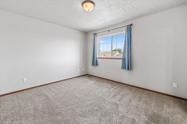 8811 N Elm St, Spokane, WA 99208