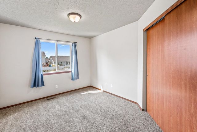 8811 N Elm St, Spokane, WA 99208