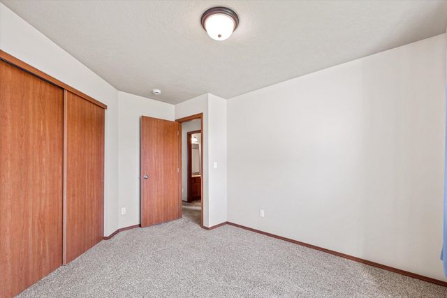 8811 N Elm St, Spokane, WA 99208