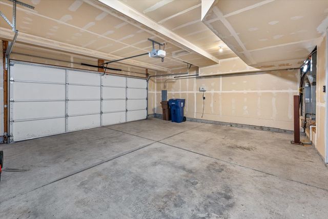 8811 N Elm St, Spokane, WA 99208