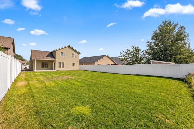 8811 N Elm St, Spokane, WA 99208