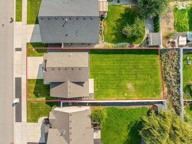 8811 N Elm St, Spokane, WA 99208