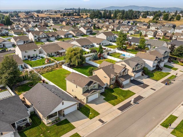 8811 N Elm St, Spokane, WA 99208