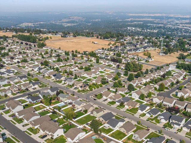 8811 N Elm St, Spokane, WA 99208