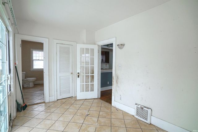 754 S Ironwood Drive, South Bend, IN 46615