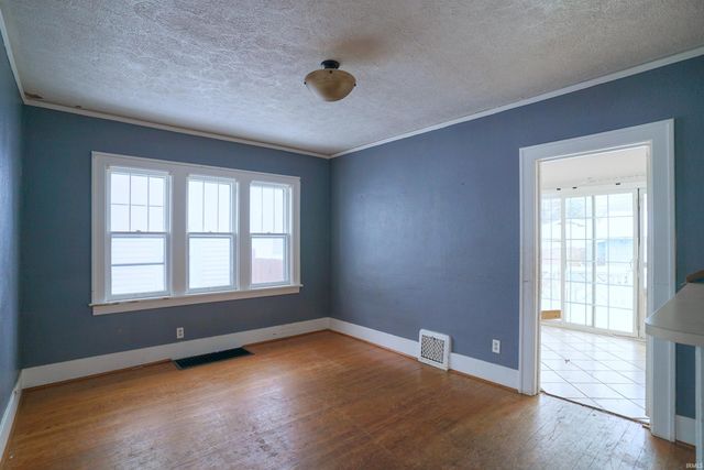 754 S Ironwood Drive, South Bend, IN 46615