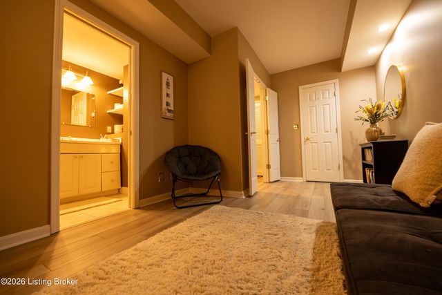 14107 Bentley Ct, Louisville, KY 40245