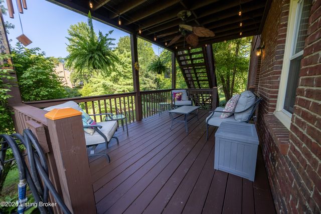 14107 Bentley Ct, Louisville, KY 40245