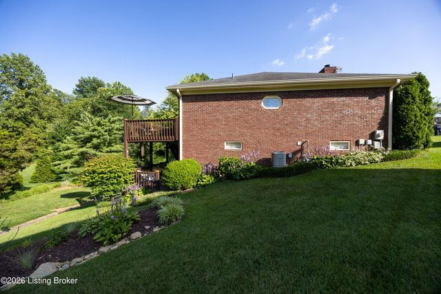 14107 Bentley Ct, Louisville, KY 40245