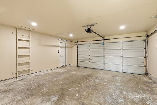 3550 Ridgeoak Way, Farmers Branch, TX 75234