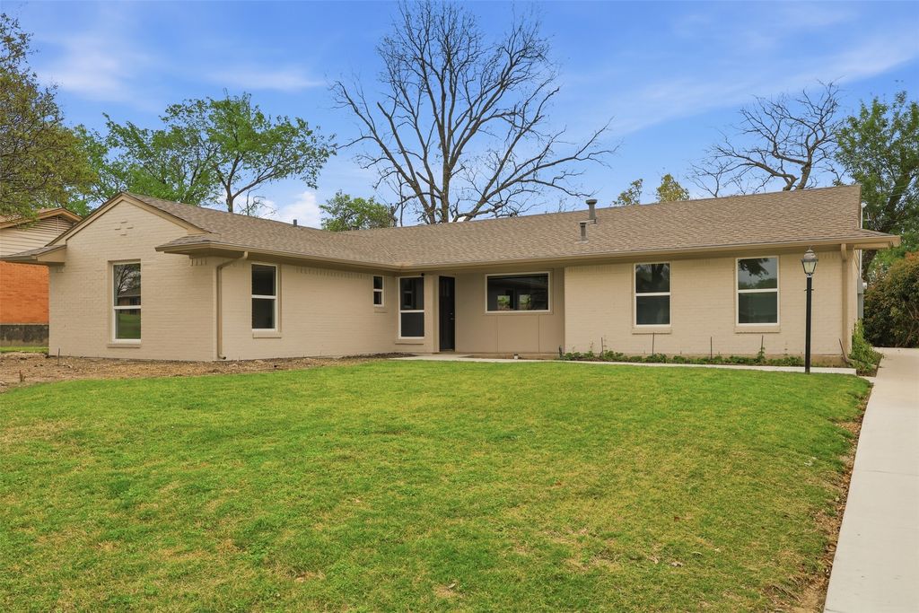 3550 Ridgeoak Way, Farmers Branch, TX 75234