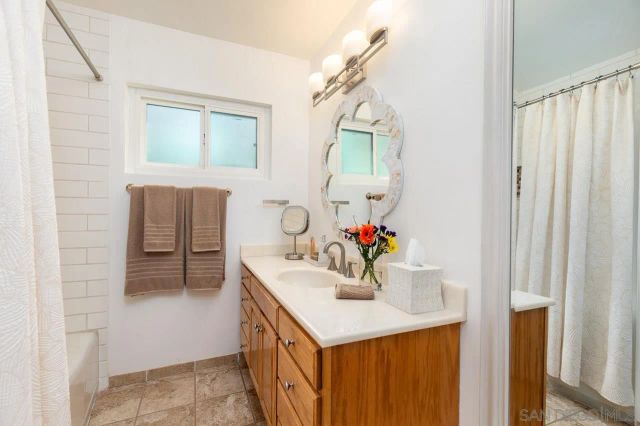 4550 Dickey Dr, La Mesa, CA 91941