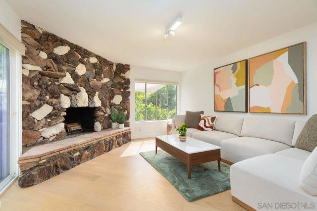 4550 Dickey Dr, La Mesa, CA 91941