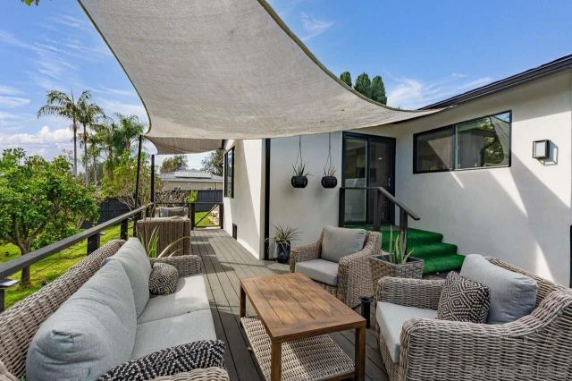 4550 Dickey Dr, La Mesa, CA 91941