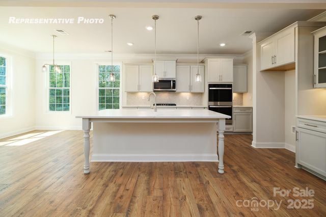 6142 Sylvan Drive, Denver, NC 28037