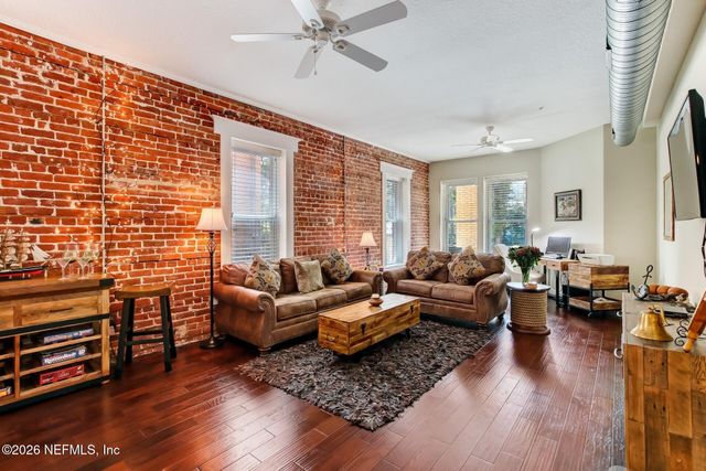 115 2ND Street, Jacksonville, FL 32206