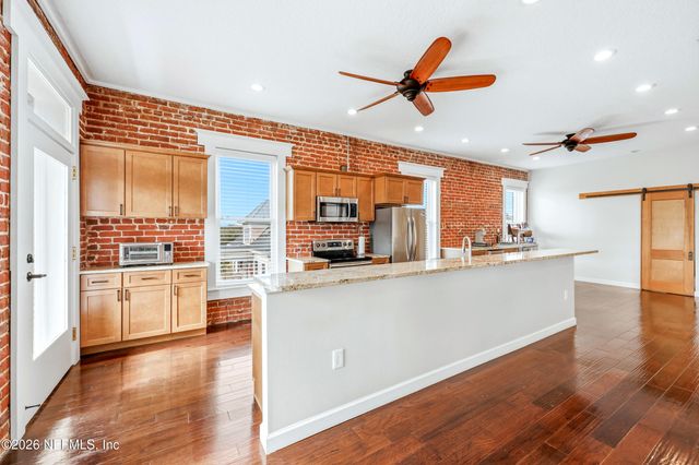 115 2ND Street, Jacksonville, FL 32206