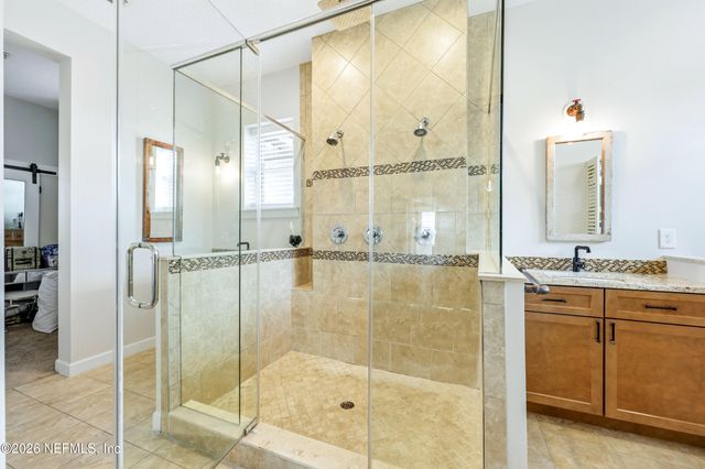 115 2ND Street, Jacksonville, FL 32206