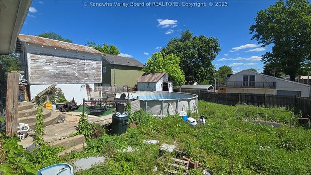 2567 Conner Avenue, Hurricane, WV 25526
