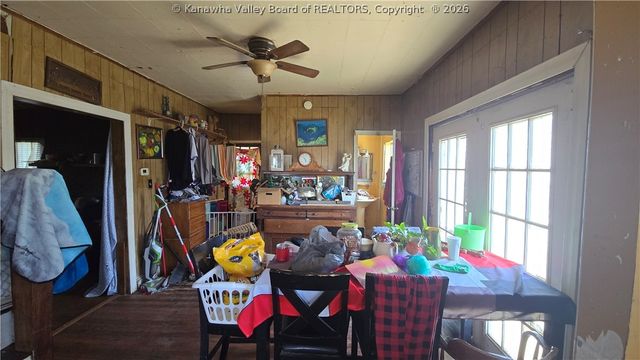 2567 Conner Avenue, Hurricane, WV 25526