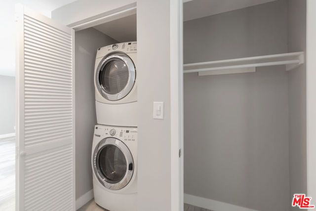 5634 Mason Avenue, Woodland Hills (los Angeles), CA 91367