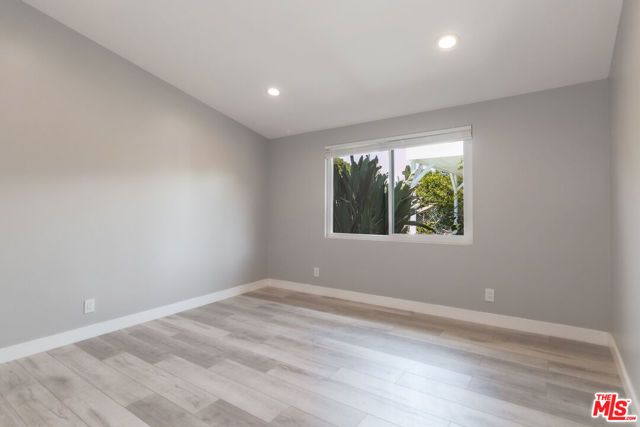 5634 Mason Avenue, Woodland Hills (los Angeles), CA 91367