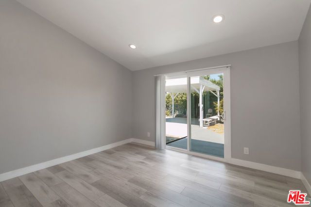 5634 Mason Avenue, Woodland Hills (los Angeles), CA 91367