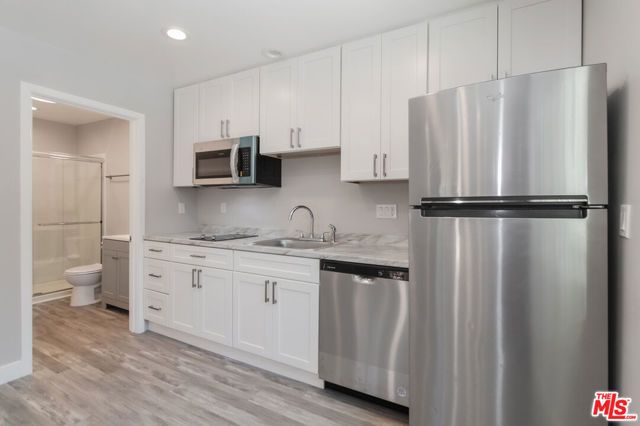 5634 Mason Avenue, Woodland Hills (los Angeles), CA 91367