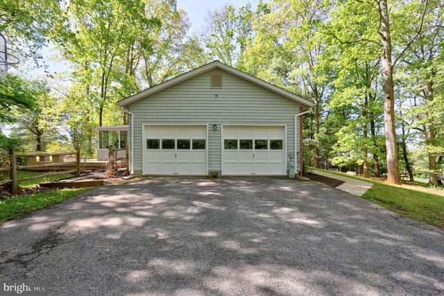 2219 FIREWOOD DR, Sykesville, MD 21784