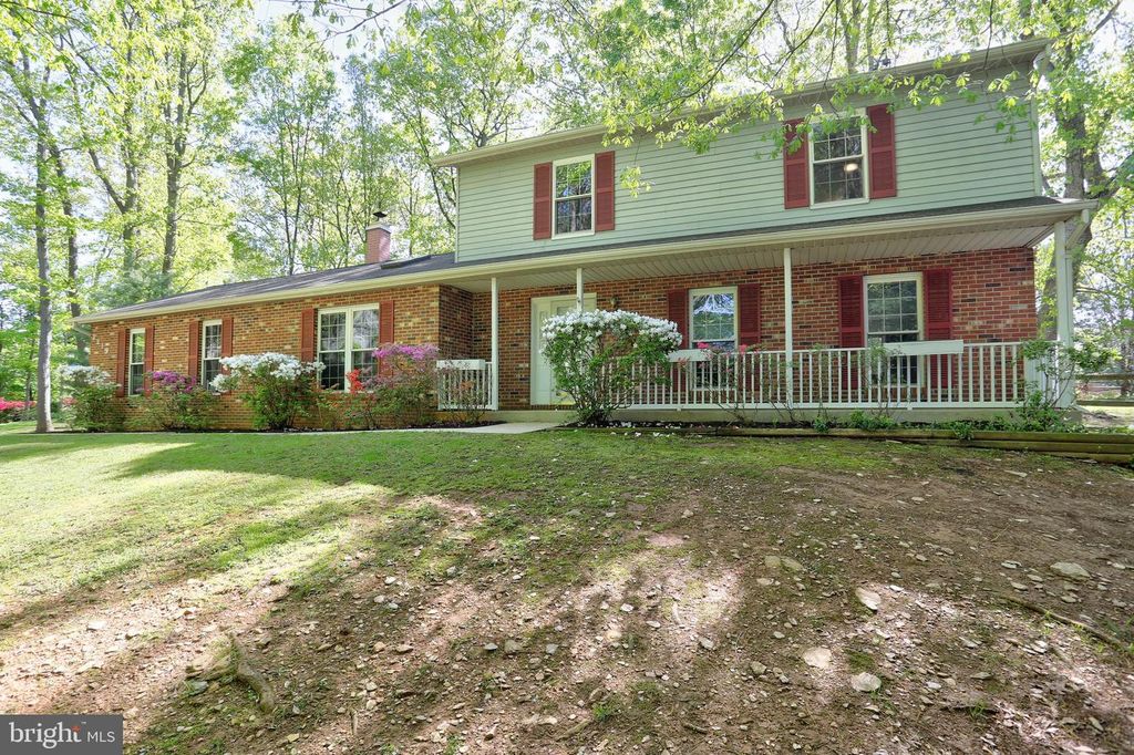 2219 FIREWOOD DR, Sykesville, MD 21784