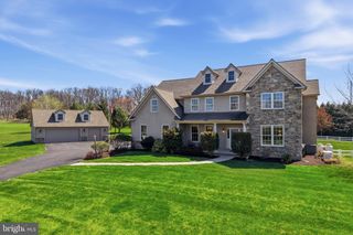 10 POMPA LN, Telford, PA 18969