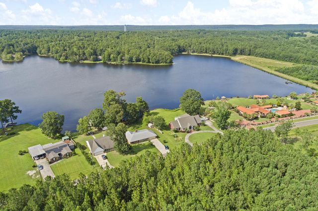 184 Browns Bridge Rd., Purvis, MS 39475