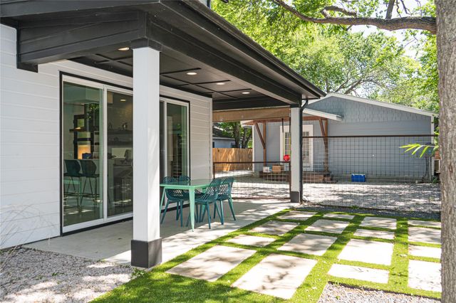 2714 E 3rd ST 2, Austin, TX 78702