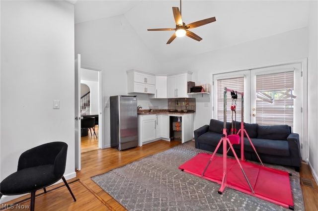 22325 Fairmount Boulevard, Shaker Heights, OH 44118