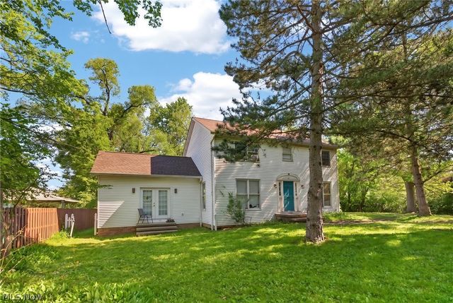 22325 Fairmount Boulevard, Shaker Heights, OH 44118