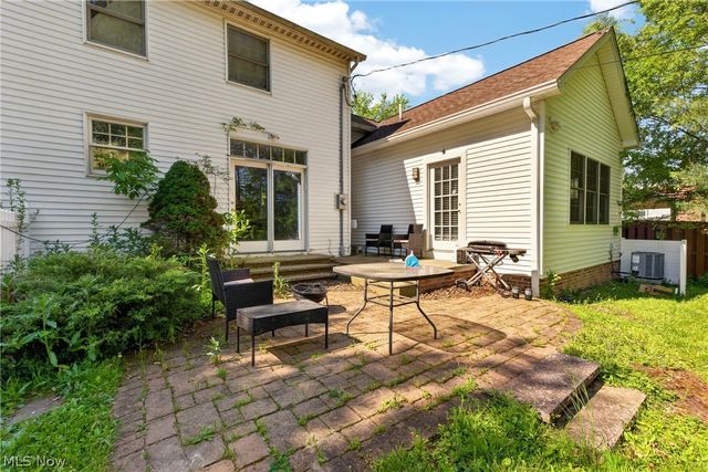 22325 Fairmount Boulevard, Shaker Heights, OH 44118