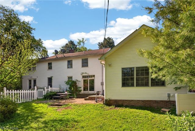 22325 Fairmount Boulevard, Shaker Heights, OH 44118