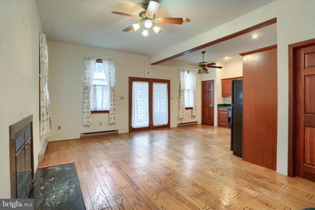 301 SWAN ST, Harrisburg, PA 17111