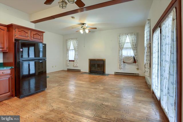 301 SWAN ST, Harrisburg, PA 17111